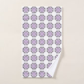 White and purple geometric mandala pattern Towel バスタオルセット (ハンドタオル)