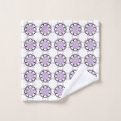 White and purple geometric mandala pattern Towel バスタオルセット (ウォッシュタオル)