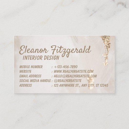 White & Beige Minimalist Interior Design Style 名刺 (裏面)