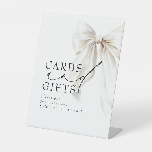 White Bow Cards and Gifts ブライダルシャワー 台座サイン (正面)