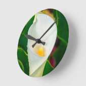 White Calla Lily Macro Botanical Photo Nature Art ラウンド壁時計 (傾斜)
