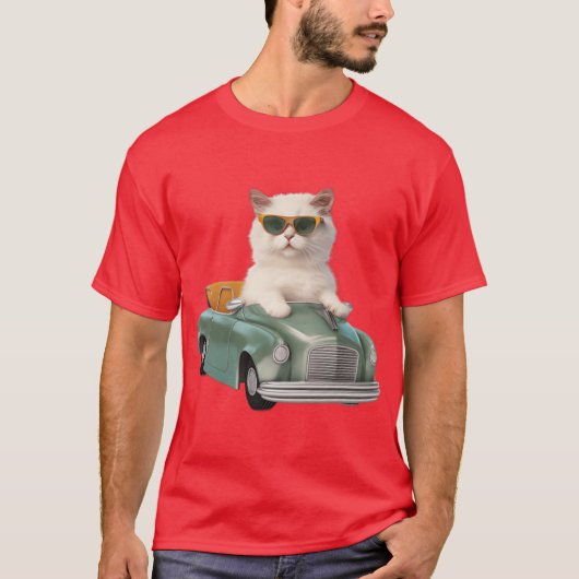 White Cat with Shades Driving a Tシャツ (正面)