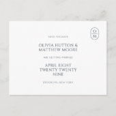 White | Chic Minimal Monogram Wedding  ポストカード (正面)