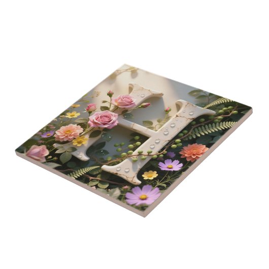 White Floral Garden Monogram Letter H タイル (側面)