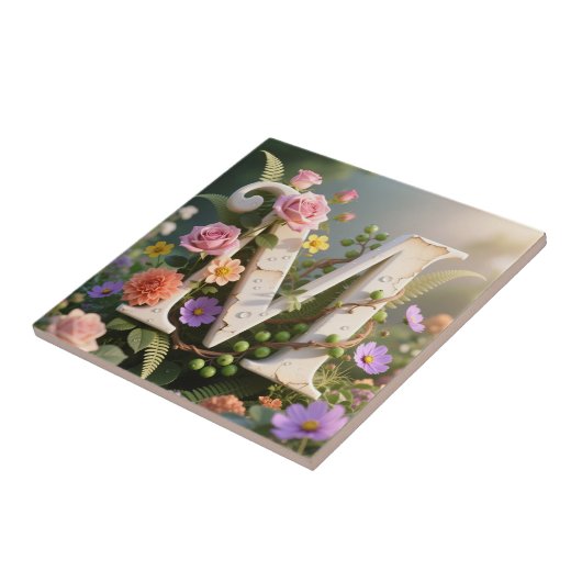 White Floral Garden Monogram Letter M タイル (側面)