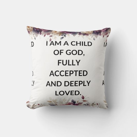White floral pillow with a simple religious quote クッション (正面)