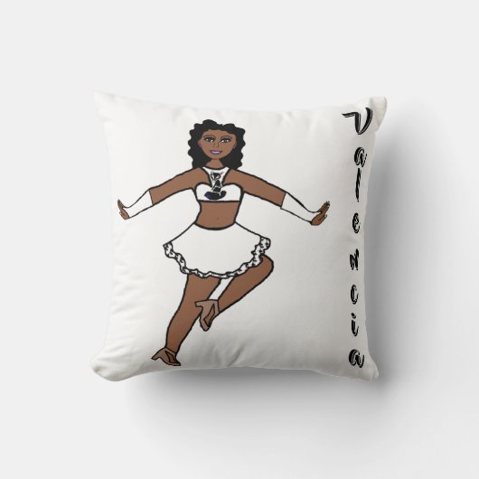 White Fox Dancer #1 クッション (正面)