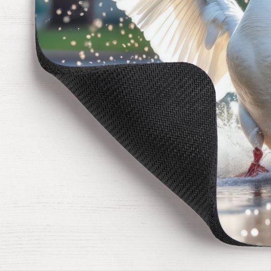 White Goose In a Splash Pad マウスパッド (コーナー)