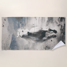 White Horse Running Through Water ビーチタオル