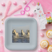 White Horses Running Through Water ペーパープレート (パーティー)