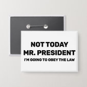 White House Apparel™ Button 缶バッジ (正面/裏面)