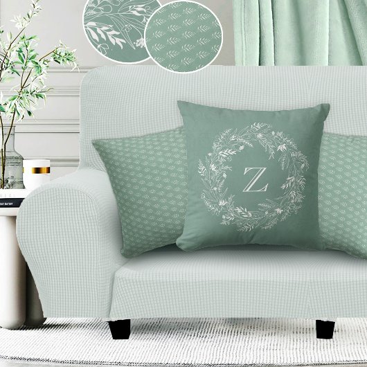 White leafy botanical circle letter Z クッション