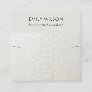 WHITE LEATHER TEXTURE NECKLACE BRACELET DISPLAY スクエア名刺