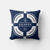 White Lifebuoy on Navy – Personalized Coastal クッション (正面)