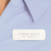 White Linen (image)従業員 名札