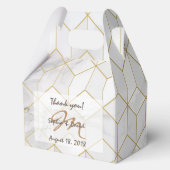 White Marble with Gold Cube Pattern + Monogram フェイバーボックス (正面)