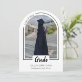 White Modern and Elegent  Graduation Invitation 招待状 (スタンド正面)