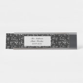 White music notes on black background  デスクネームプレート (正面)