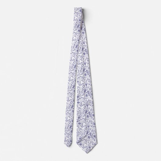 White neck tie with elegant blue floral pattern  ネクタイ (裏面)