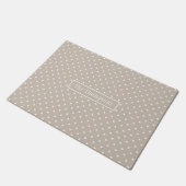 White On Beige Polka Dots Pattern With Custom Name ドアマット (アングル)