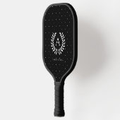 White On Black Laurel Monogram Polka Dot Pattern ピックルボールラケット (左)