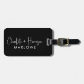 White On Black Monogram Handwritten Script Names ラゲッジタグ (正面横)