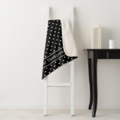 White On Black Polka Dots Pattern With Custom Name シェルパブランケット (インサイチュ)