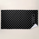 White On Black Polka Dots Pattern With Custom Name ビーチタオル (正面)