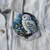 White Owl On Branch in Moonlight Personalized 缶バッジ (インサイチュ)