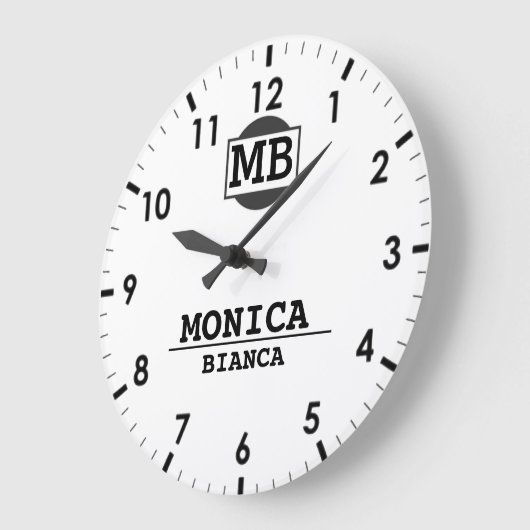 White Personalized Custom Monogram Minimalist ラージ壁時計 (傾斜)