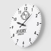 White Personalized Monogram Custom Elegant  ラージ壁時計 (傾斜)