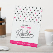 White Pink Welcome Last Rodeo Bachelorette Party 台座サイン (インサイチュ)