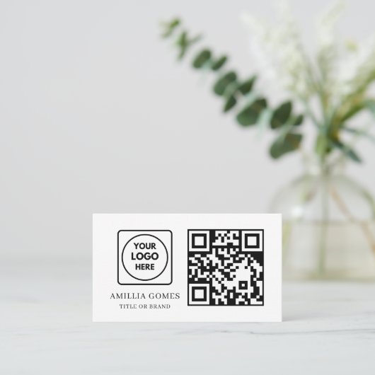 White QR Code | Modern Minimal Custom Contact  名刺 (スタンド正面)