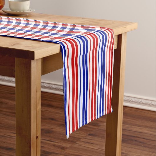 White Red Blue Stripes Pattern   ショートテーブルランナー (インサイチュ)