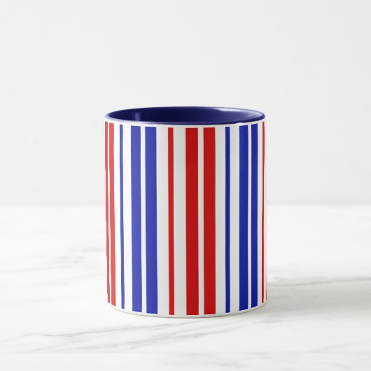 White Red Blue Stripes Pattern   マグカップ (中央)