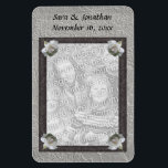 White Roses Frame Wedding Photo Personalized マグネット<br><div class="desc">Pretty white roses on a black ribbon frame save the date announcement or wedding favor 4x6 refrigerator magnet. Ready for your special photo. Fill in your information in the template. Make more changes to text and font size, style, and color. Add your photo by clicking on Change and upload your...</div>