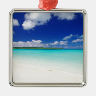 White Sandy Beach, Miyako Island Okinawa メタルオーナメント