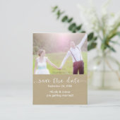 WHITE SAVE THE DATE 素朴 Photo'結婚sはがき 案内ポストカード (スタンド正面)