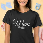 White Script Mom Established New Mom  Tシャツ