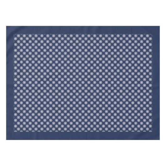White Snowflake Pattern on a Midnight Blue Sky テーブルクロス (正面(横))