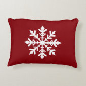 White Snowflake Silhouette On Red Christmas アクセントクッション (裏面)