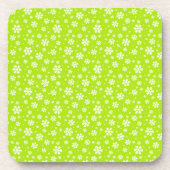 White Snowflakes on Green Winter Pattern コースター (正面)