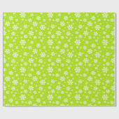 White Snowflakes on Green Winter Pattern ラッピングペーパー (フラット)