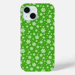 White Snowflakes on Green Winter Pattern iPhone 15ケース