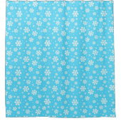 White Snowflakes on Light Blue Winter Pattern シャワーカーテン (正面)