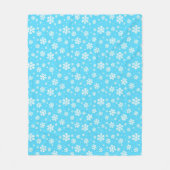 White Snowflakes on Light Blue Winter Pattern フリースブランケット (正面)