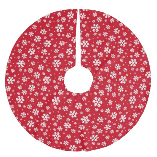 White Snowflakes on red Winter Pattern ブラッシュドポリエステルツリースカート (正面)