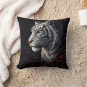 White Tiger Portrait – Calm Power and Silent Gaze クッション (ブランケット)