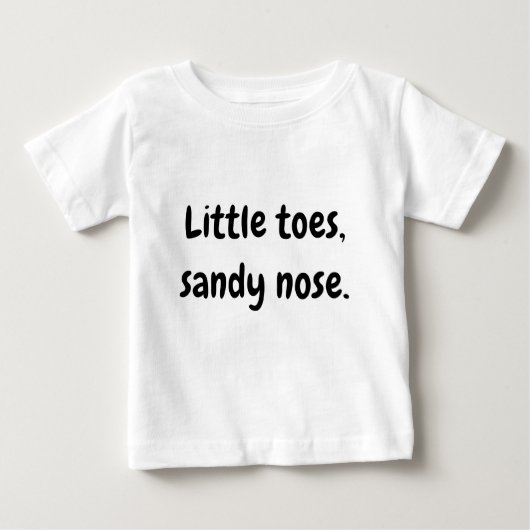white top : Little toes, sandy nose ベビーTシャツ (正面)