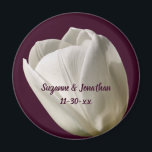 White Tulip Flower Personalized Wedding  マグネット<br><div class="desc">Delicate white tulip flower photography by Susan wedding favor magnet. Fill in your information in the template. Make more changes to font size, style, and color by clicking on Customize. This design is available on many products in my gallery. Please visit Smilin' Eyes Treasures to see more bridal and wedding...</div>